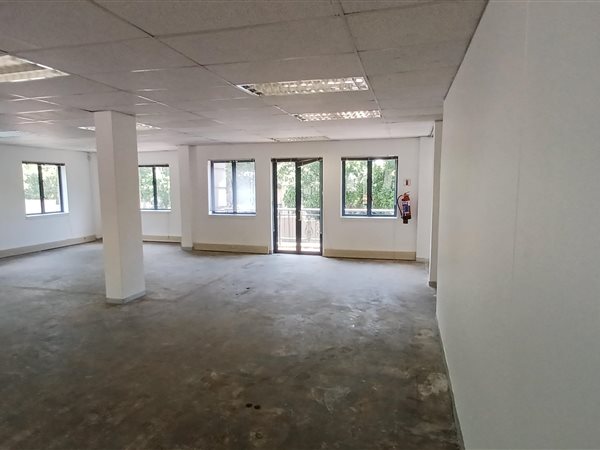 258  m² Commercial space