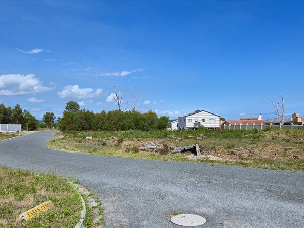 963 m² Land