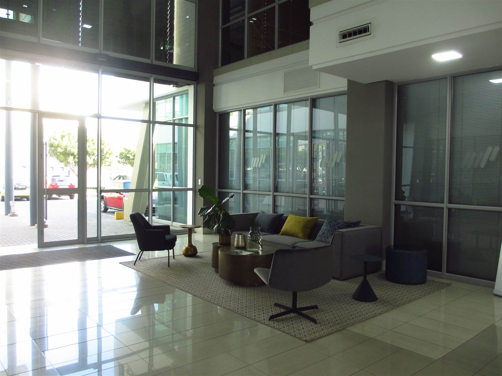 375  m² Commercial space in Fourways photo number 3