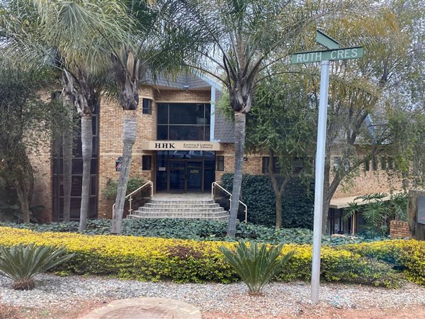 190  m² Commercial space in Northcliff