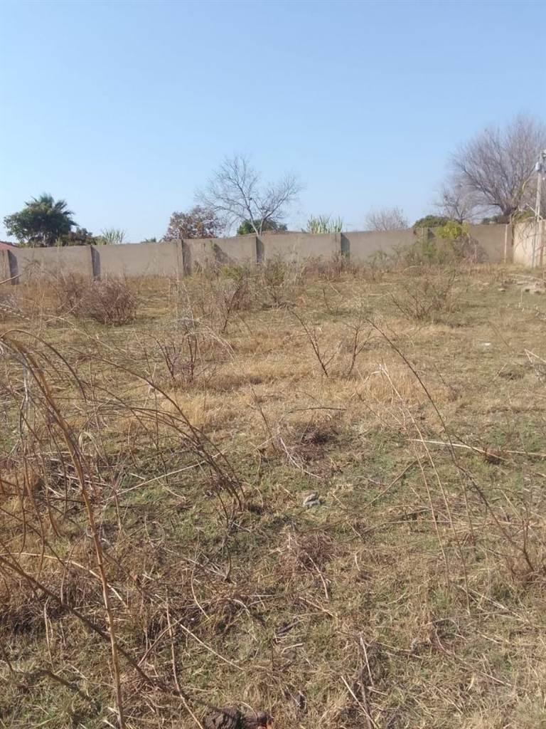 1600 m² Land available in Hammanskraal photo number 5