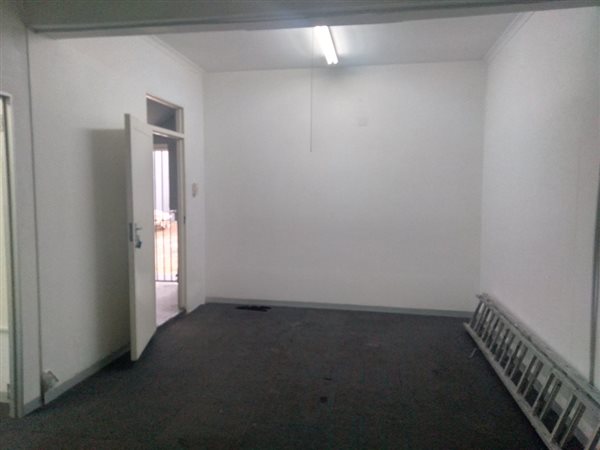 44  m² Office Space in Morningside