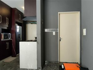 2 Bed Apartment in Fleurhof