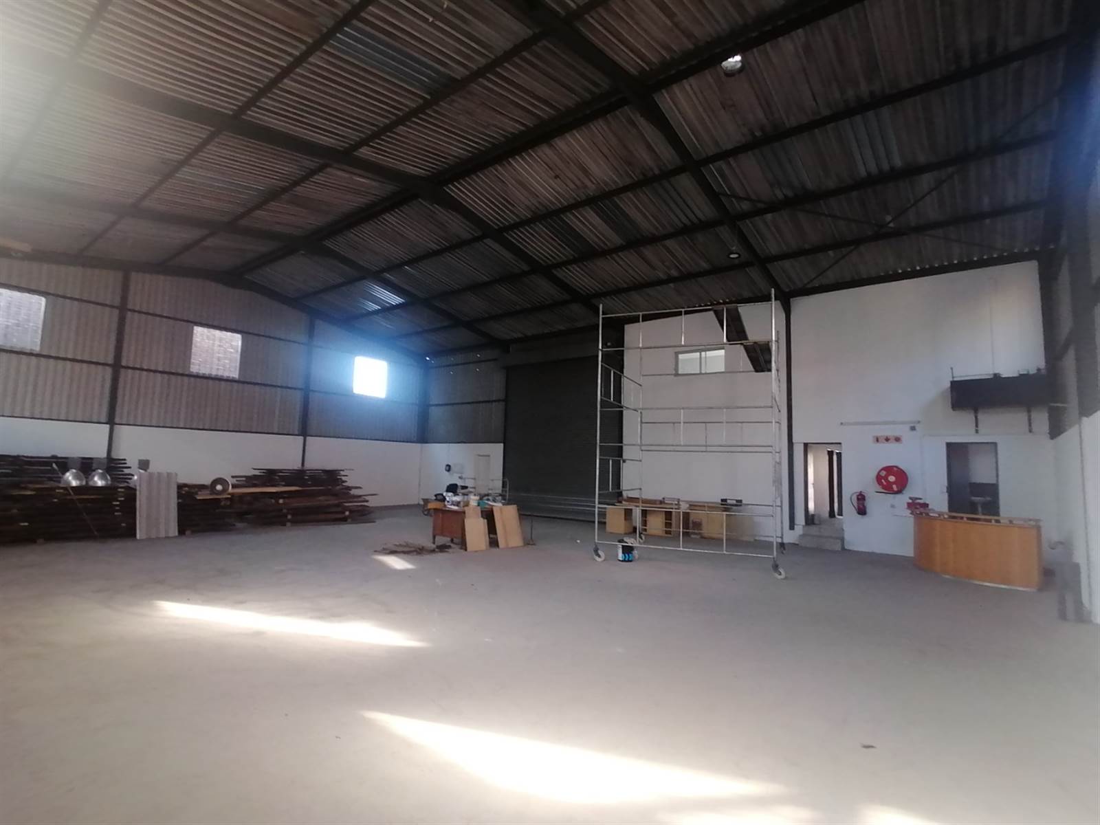 450  m² Commercial space in Edenvale photo number 7