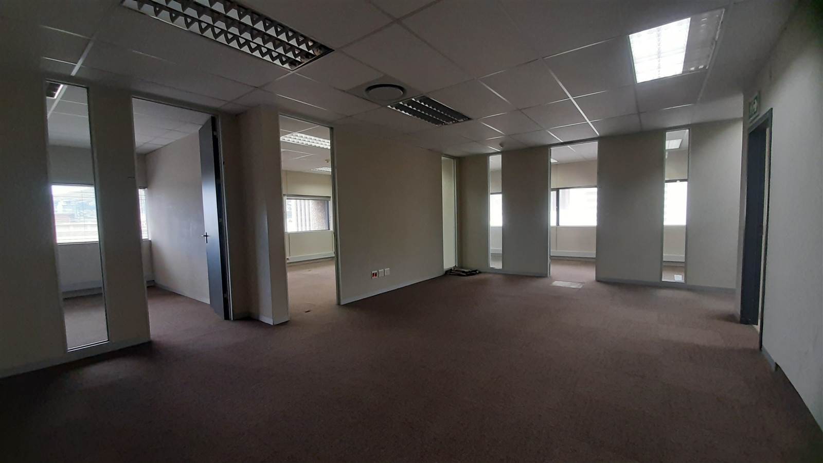 956  m² Commercial space in Cape Town City Centre photo number 12