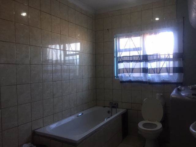 3 Bed House in Diazville photo number 16