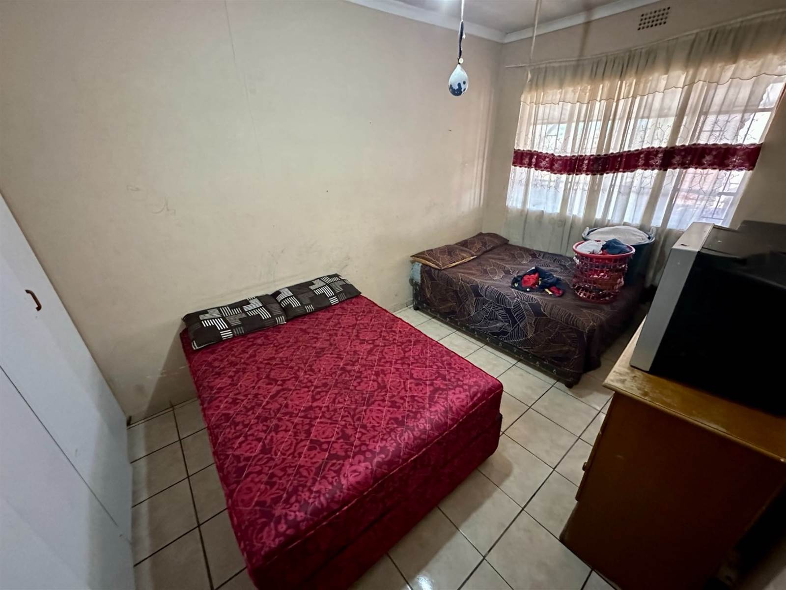 3 Bed House in West Turffontein photo number 5