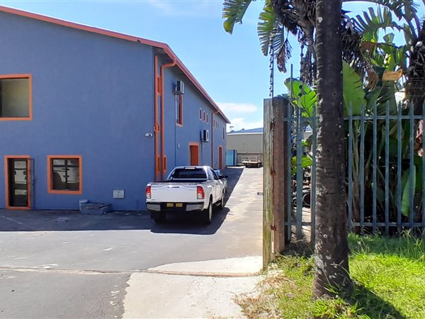 398  m² Industrial space