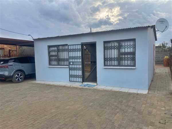 2 Bedroom House 2 Bedroom House