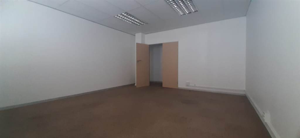 39  m² Commercial space in Bendor photo number 22