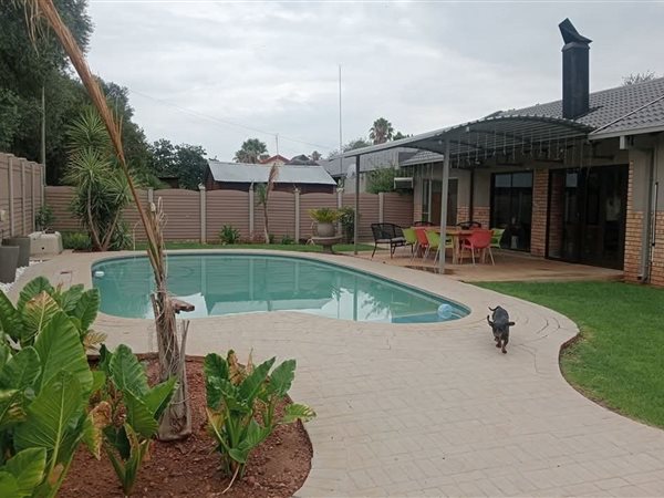 3 Bedroom House 3 Bedroom House