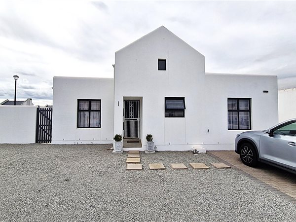 2 Bedroom House 2 Bedroom House