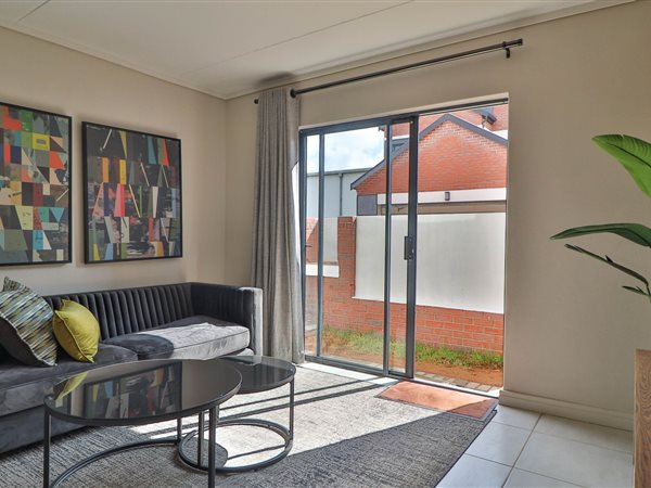 3 Bedroom Townhouse 3 Bedroom Townhouse
