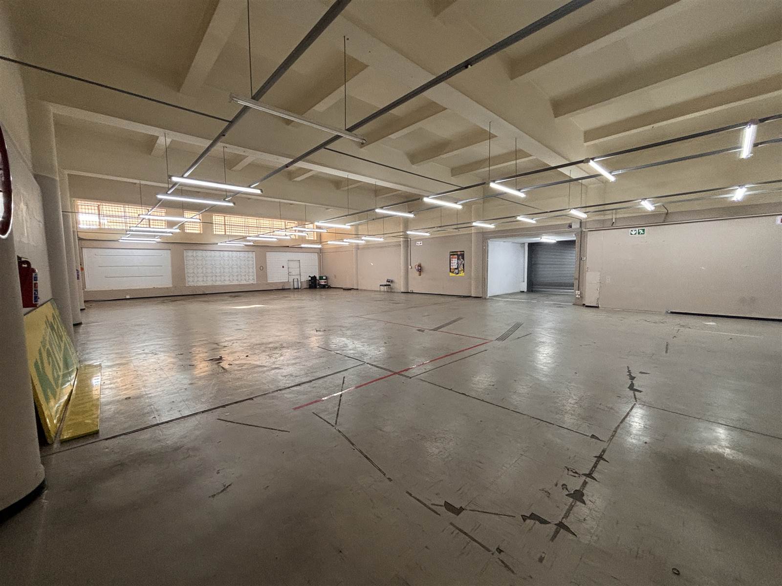 520  m² Industrial space in North End photo number 5