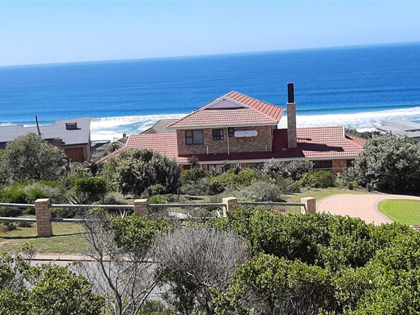 837 m² Land available in Boggomsbaai