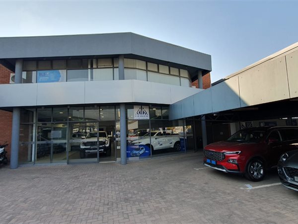 25  m² Commercial space