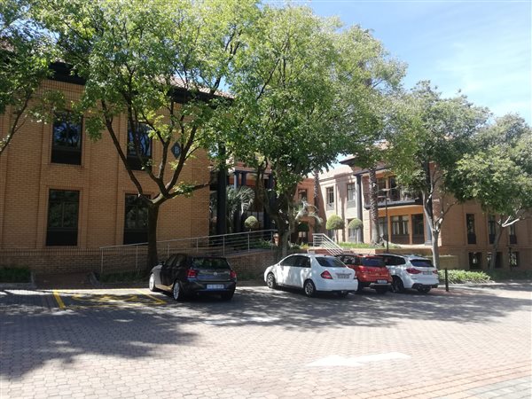 1018  m² Commercial space in Morningside