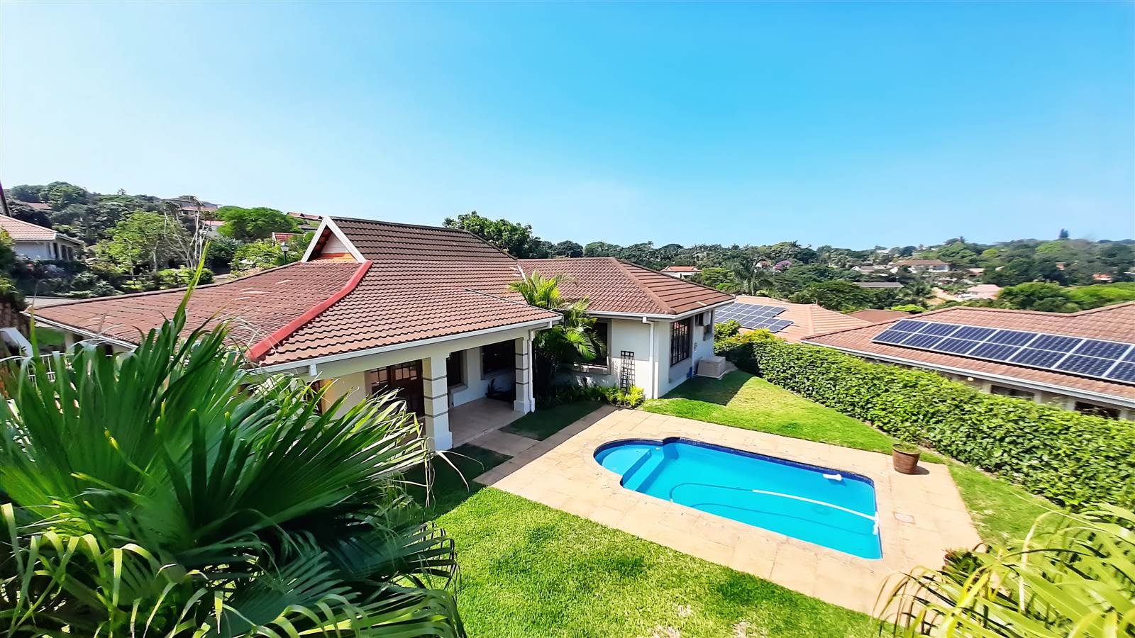 4 Bed House in Ballito photo number 2