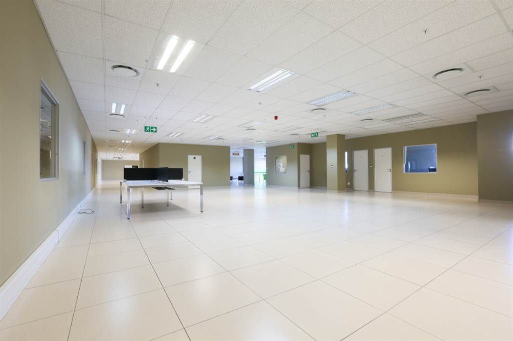7425  m² Industrial space in Milnerton photo number 20