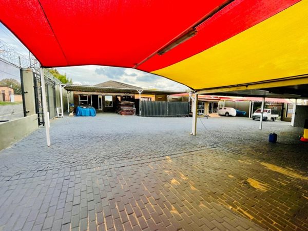 Commercial space in Booysens