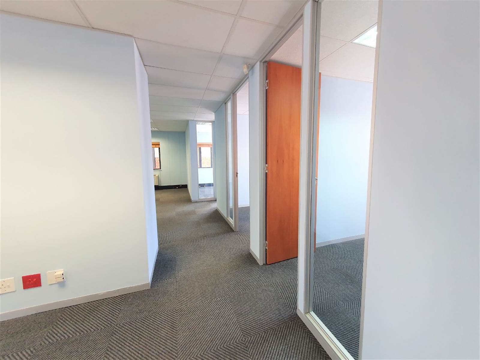 334  m² Office Space in Bryanston photo number 8