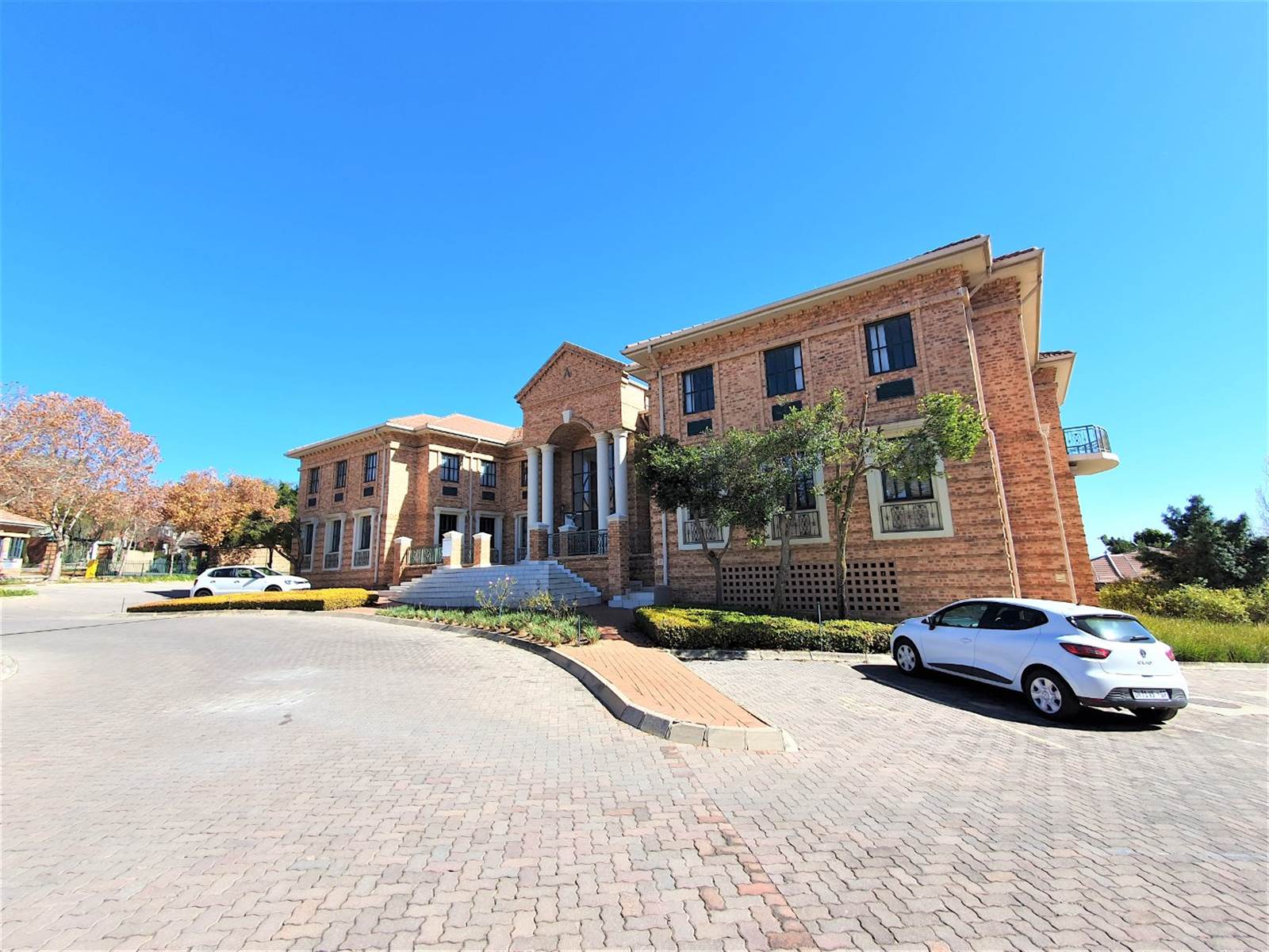 334  m² Office Space in Bryanston photo number 3
