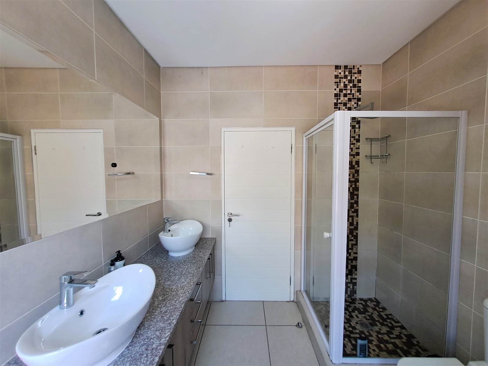2 Bed Apartment in Craighall photo number 19