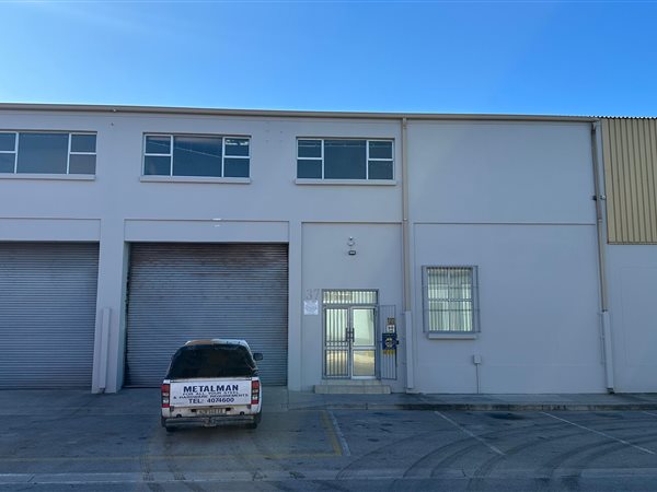 830  m² Industrial space