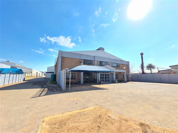2050  m² Industrial space in Elandsfontein AH