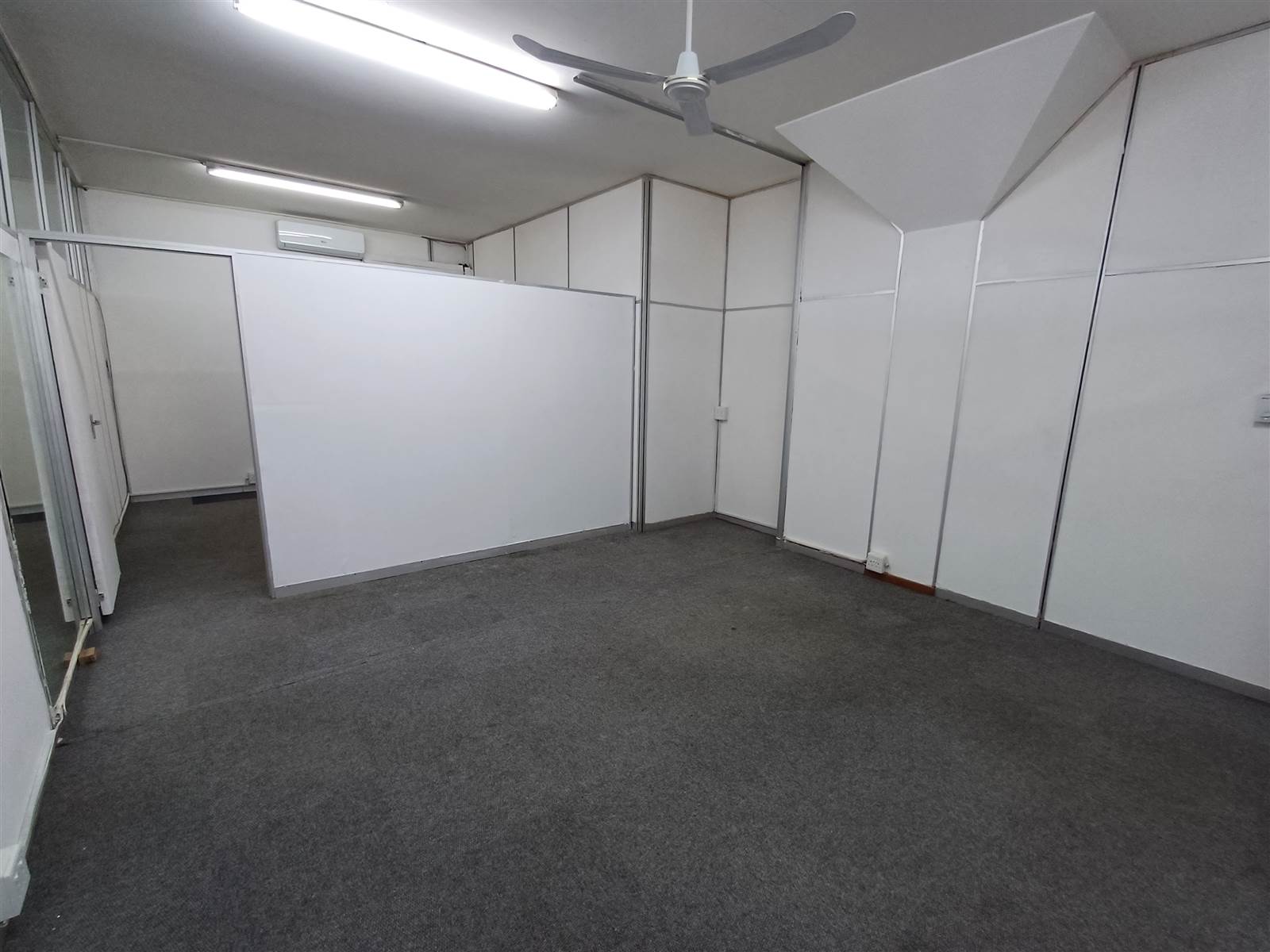 45  m² Commercial space in Windermere photo number 6