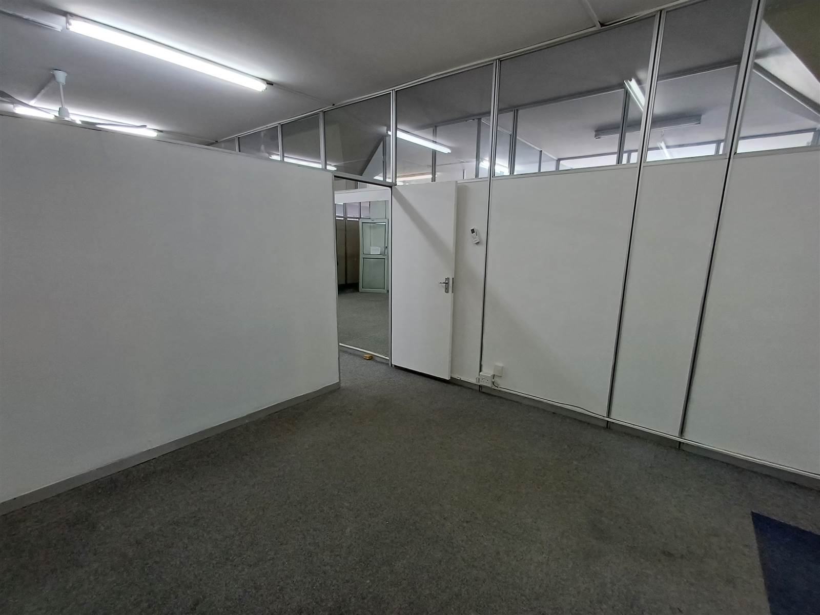 45  m² Commercial space in Windermere photo number 9