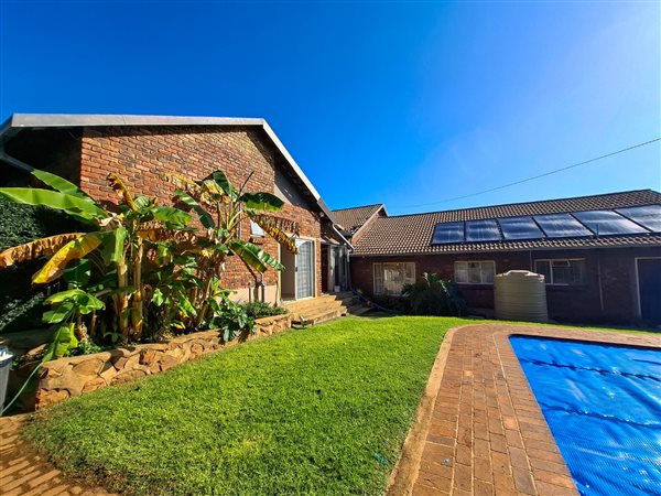 3 Bedroom House 3 Bedroom House