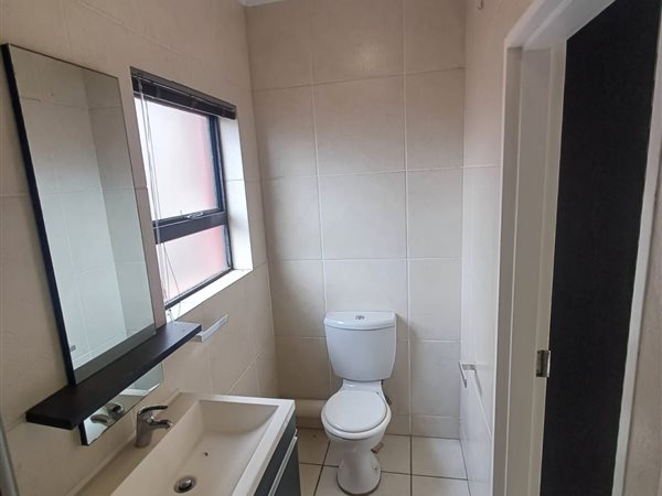 2 Bedroom Apartment 2 Bedroom Apartment