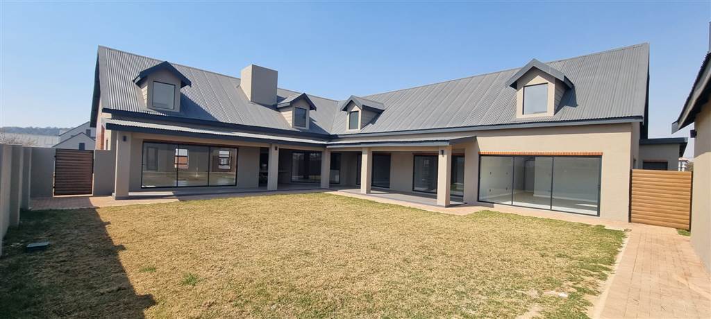 5 Bed House in Boschkop photo number 5