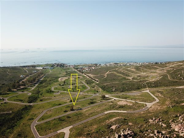 400 m² Land available in St Helena Views