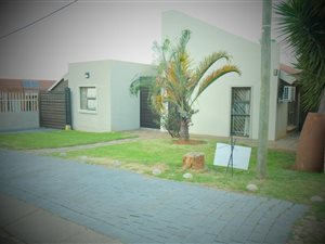 3 Bed House in Laudium