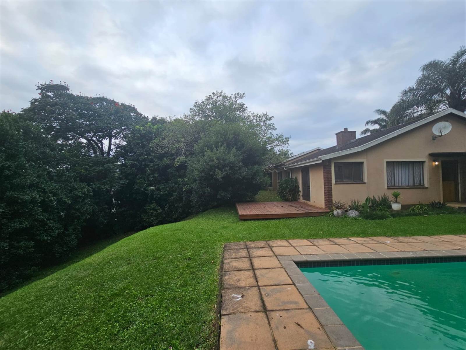 4 Bed House in Kloof photo number 10