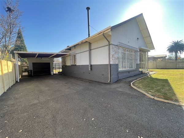 3 Bedroom House 3 Bedroom House