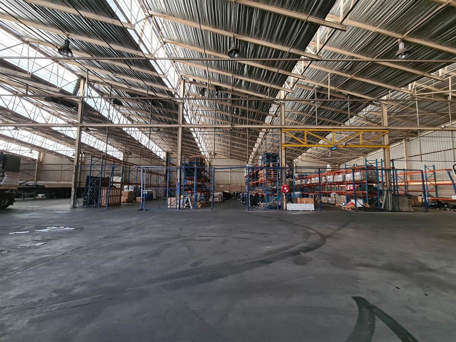 3389  m² Industrial space in Spartan photo number 10