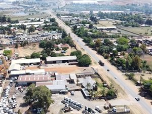 9964 m² Farm in Bredell AH
