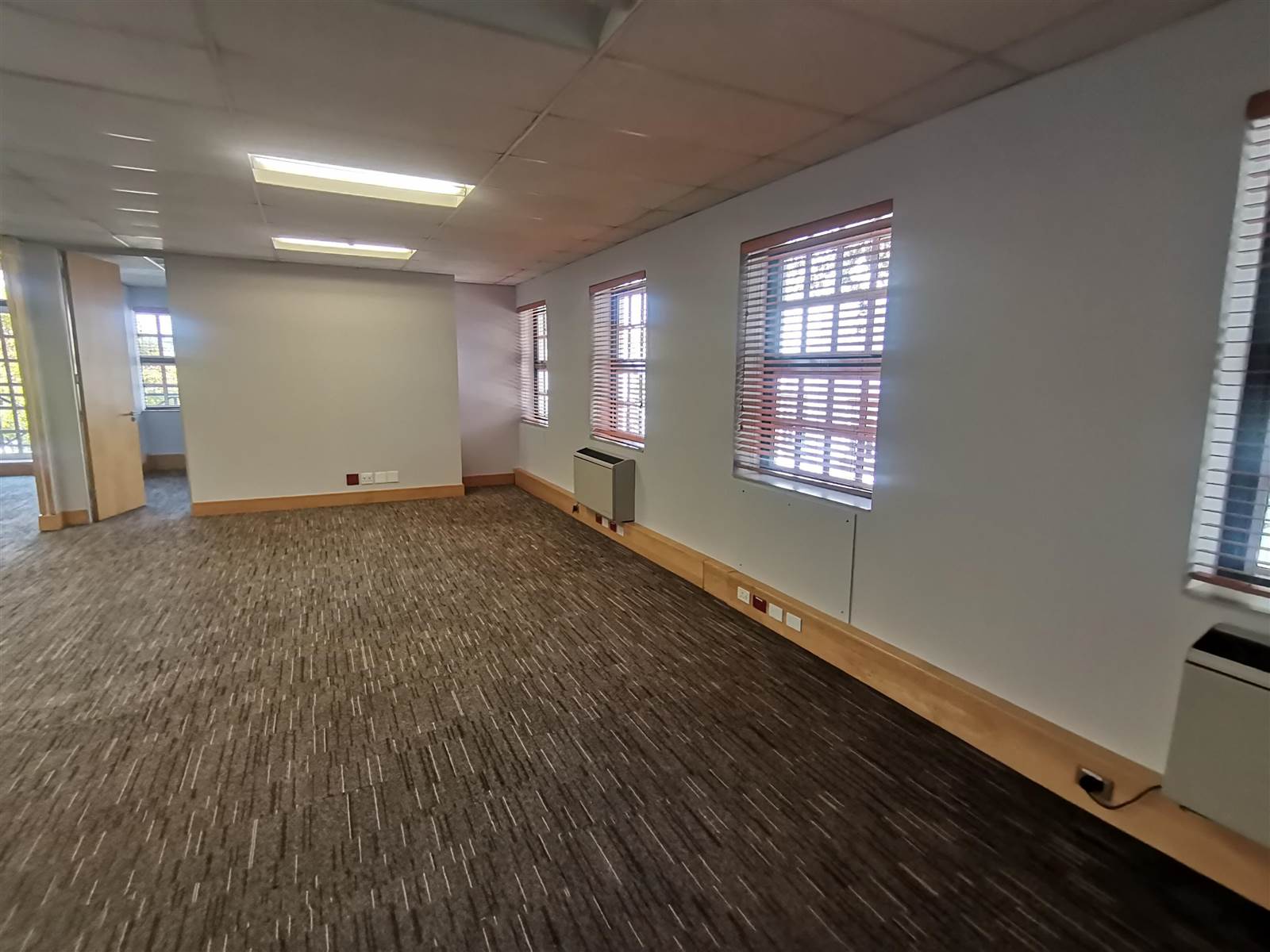 403  m² Commercial space in Rosebank photo number 10