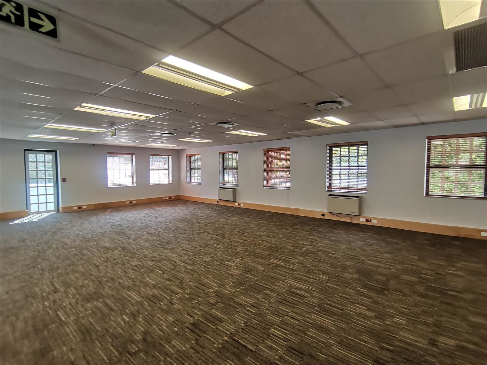 403  m² Commercial space in Rosebank photo number 23