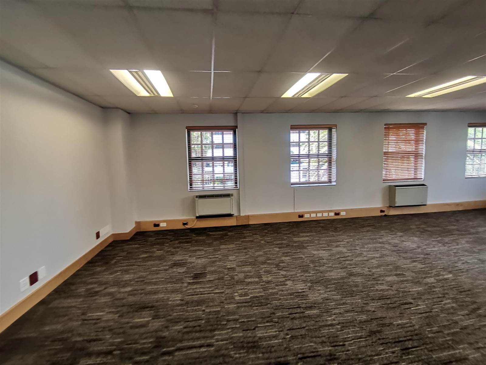403  m² Commercial space in Rosebank photo number 11