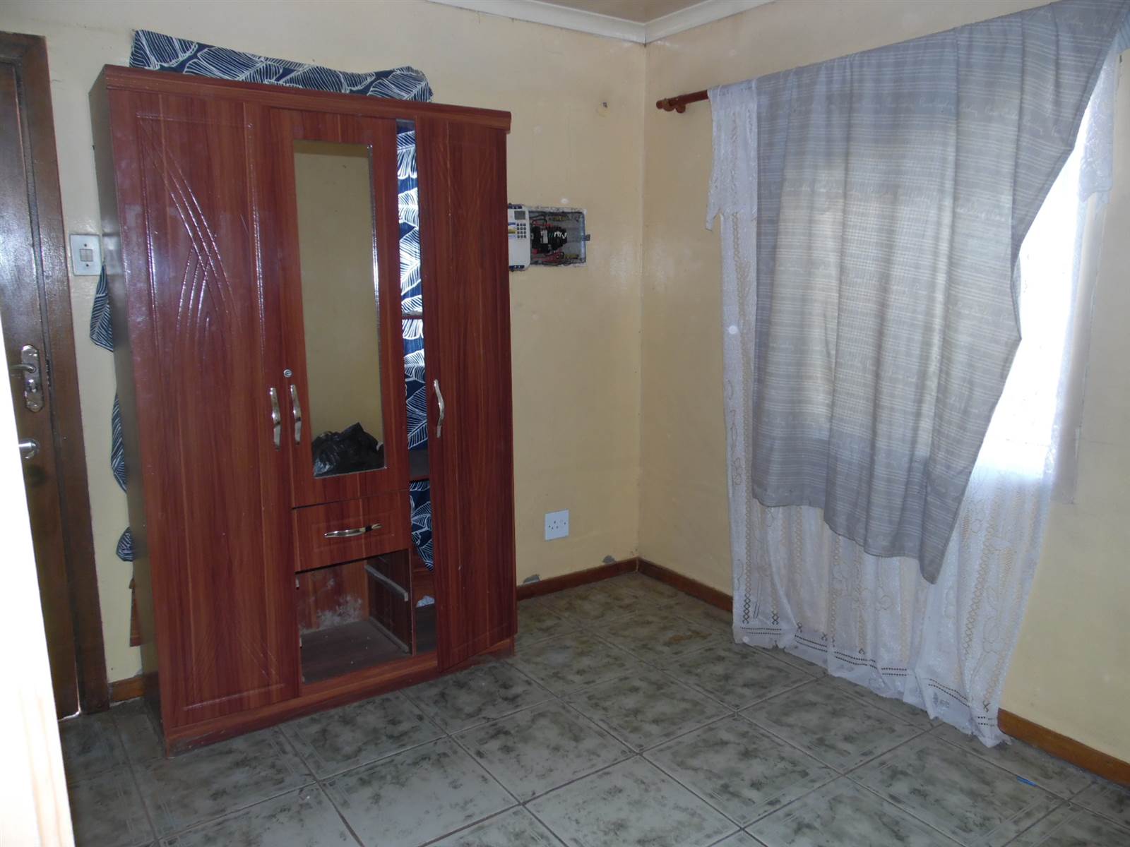 4 Bed House in Thabong photo number 6