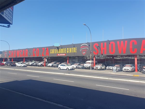 2200  m² Retail Space in Goodwood