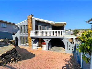 4 Bed House in Crossmoor