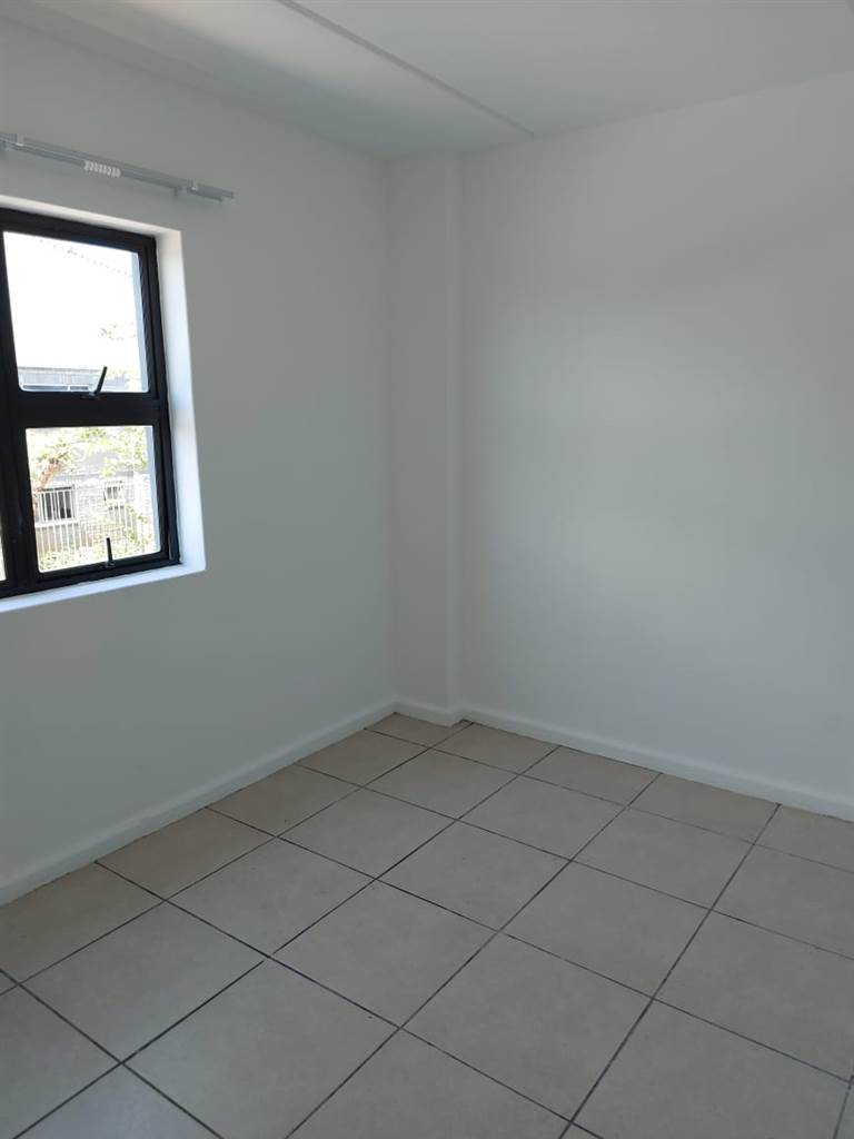 1 Bed Apartment in Maitland photo number 4