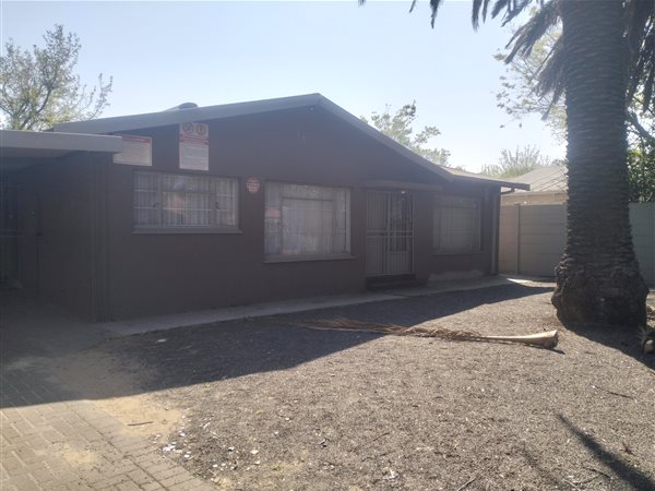 655 m² Commercial space 655 m² Commercial space