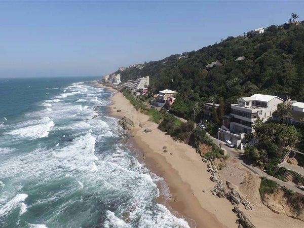 3776 m² Land available in Umdloti Beach