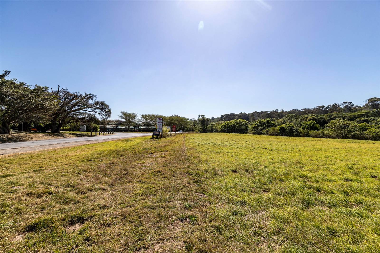 8190 m² Land available in Beacon Bay photo number 14